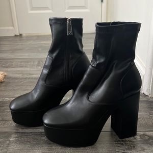 Platform Heeled Boots